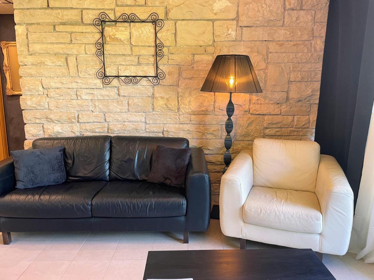 Apartment Dalt *